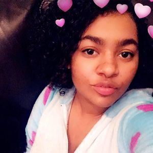 Meet your Posher, Destiny